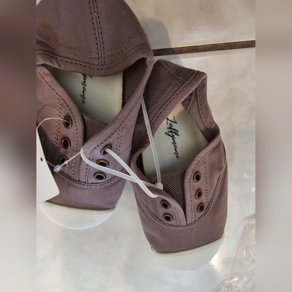 ✨ 3/$10✨ Baby Canvas Slip-On walking shoes - Picture 4 of 4